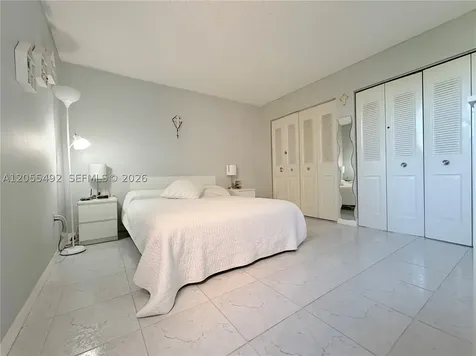 9410 W Flagler Street Miami FL 33174