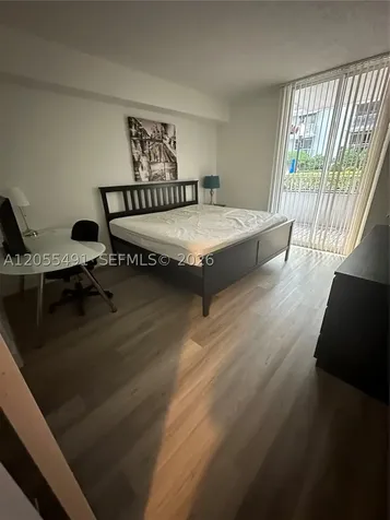5085 NW 7th Street Miami FL 33126
