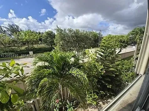 12973 SW 132nd Terrace Miami FL 33186