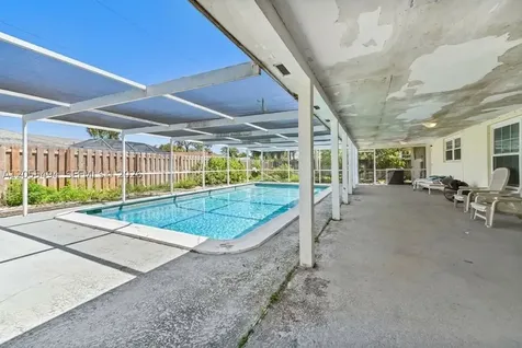 315 SW 12th Avenue Boynton Beach FL 33435
