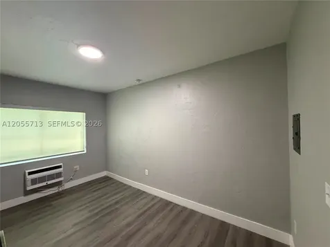 1025 Meridian Avenue Miami Beach FL 33139