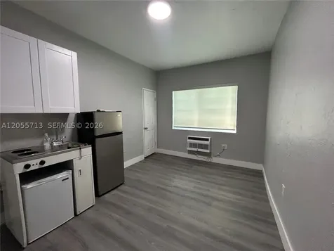 1025 Meridian Avenue Miami Beach FL 33139