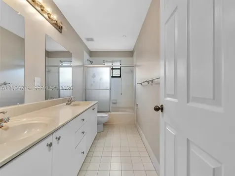 4283 Vineyard Circle Weston FL 33332