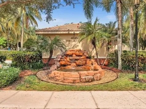 4283 Vineyard Circle Weston FL 33332