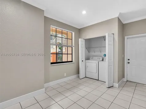 4283 Vineyard Circle Weston FL 33332