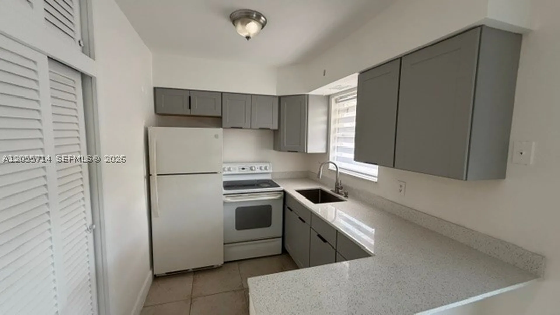2450 Lincoln Street Hollywood FL 33020
