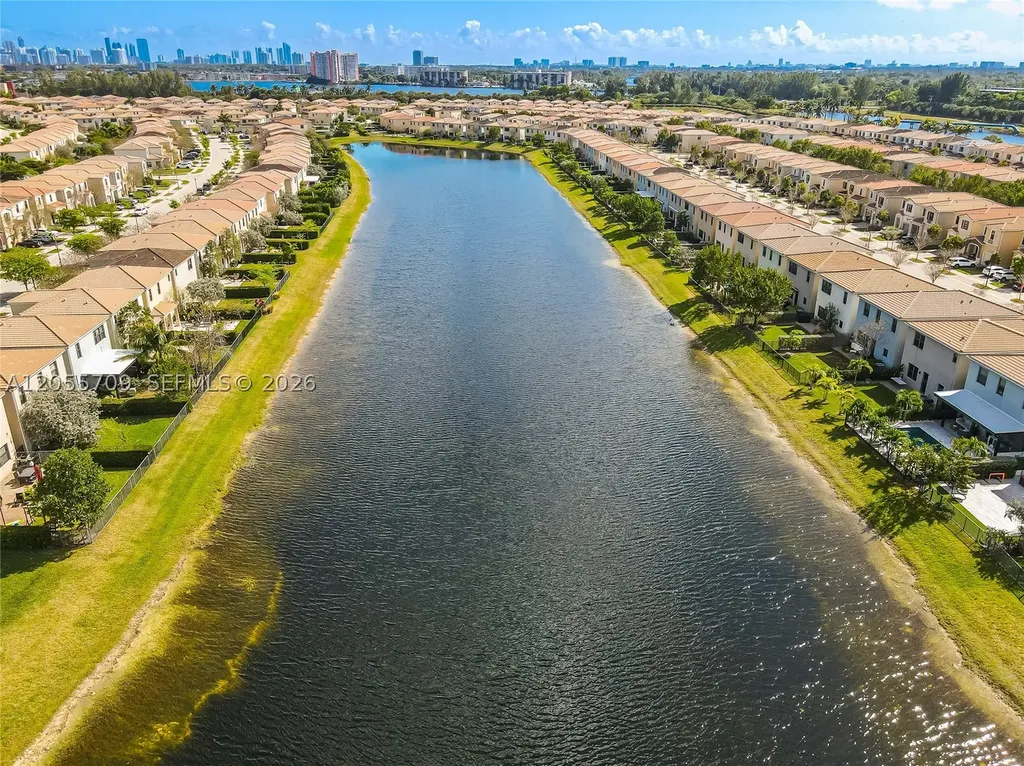 377 NE 194th Lane Miami FL 33179