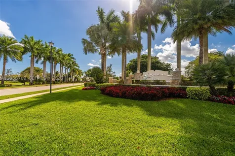 377 NE 194th Lane Miami FL 33179