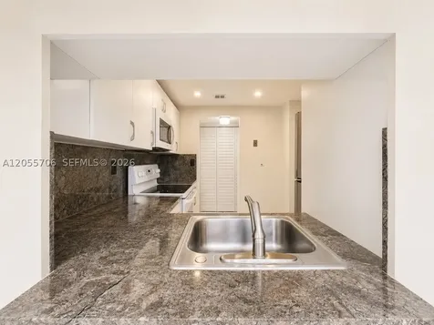 9431 SW 4th Street Miami FL 33174