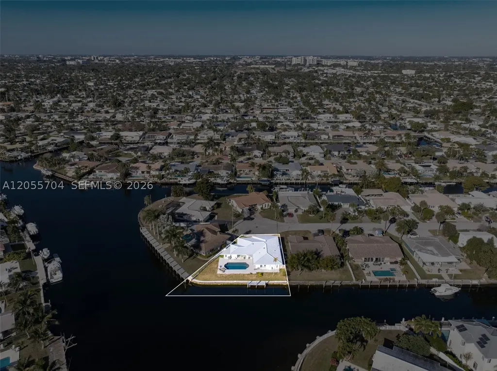 670 SE 7th Avenue Pompano Beach FL 33060