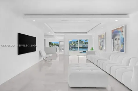 670 SE 7th Avenue Pompano Beach FL 33060