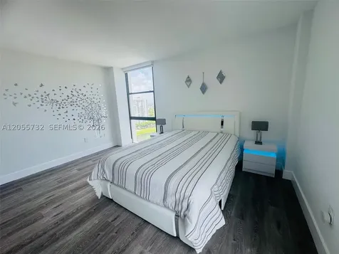 3625 N Country Club Drive Aventura FL 33180