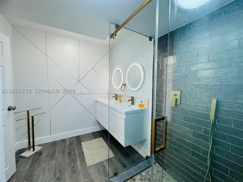 3625 N Country Club Drive Aventura FL 33180