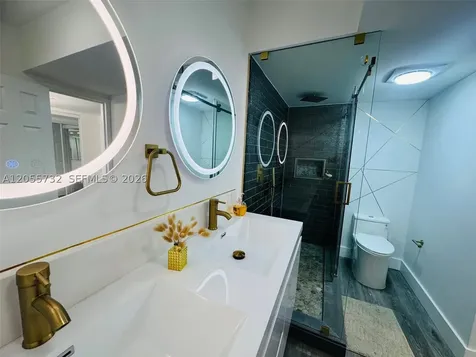 3625 N Country Club Drive Aventura FL 33180