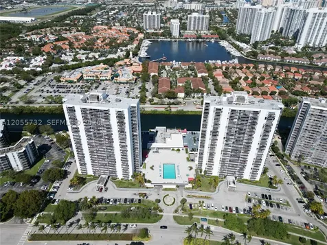 3625 N Country Club Drive Aventura FL 33180