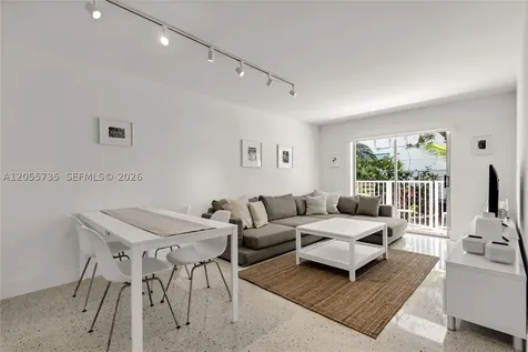 836 SW 1st Street Miami FL 33130