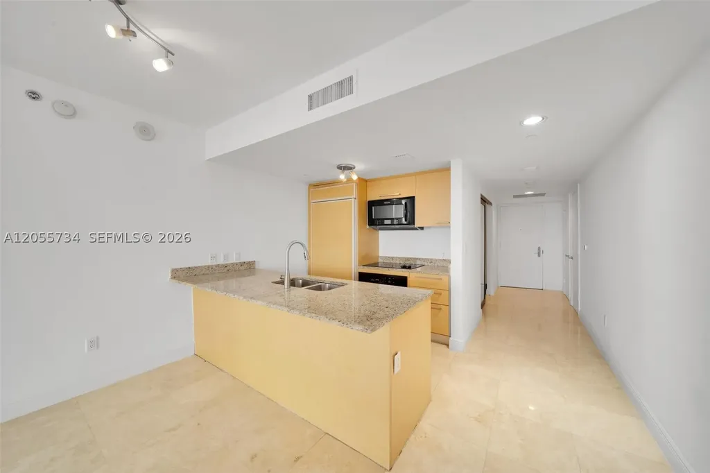 1800 S Ocean Drive Hallandale Beach FL 33009