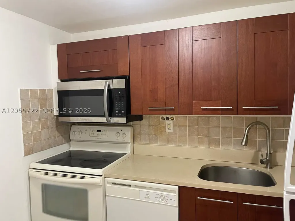 3522 NE 171st Street North Miami Beach FL 33160