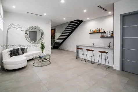 3073 Carter Street Miami FL 33133