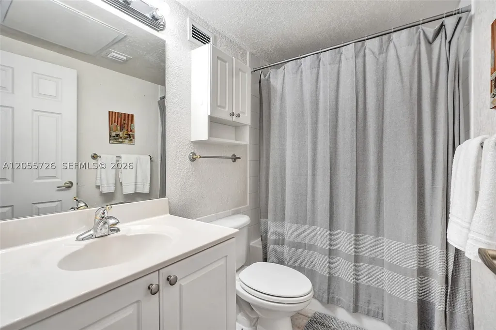2501 S Ocean Drive Hollywood FL 33019
