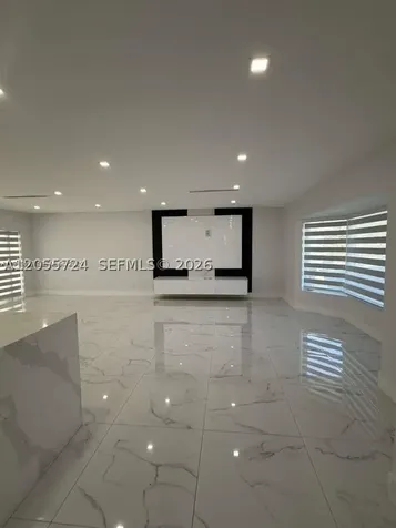 19020 SW 91st Avenue Cutler Bay FL 33157
