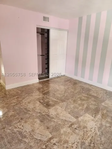 11130 N Lakeview Drive Pembroke Pines FL 33026
