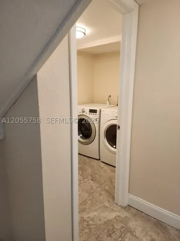 11130 N Lakeview Drive Pembroke Pines FL 33026