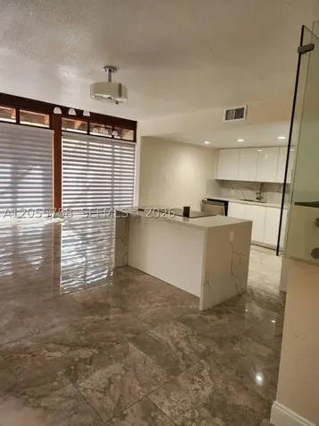 11130 N Lakeview Drive Pembroke Pines FL 33026