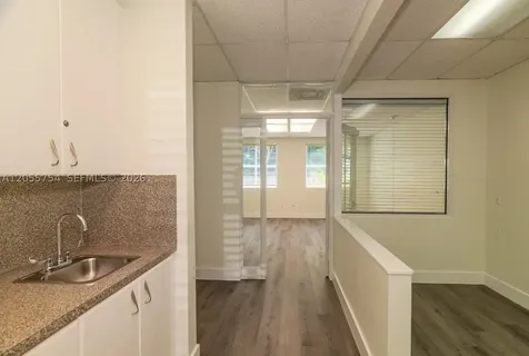 5220 S University Drive Davie FL 33328
