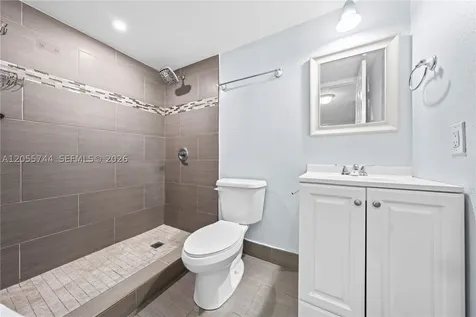 260 NW 107th Avenue Miami FL 33172
