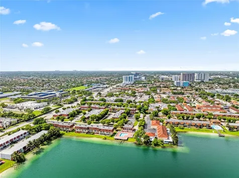 260 NW 107th Avenue Miami FL 33172