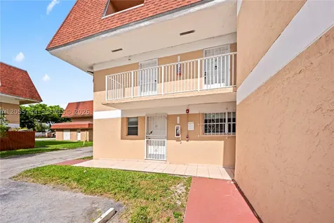 260 NW 107th Avenue Miami FL 33172