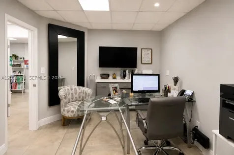 555 Biltmore Way Coral Gables FL 33134
