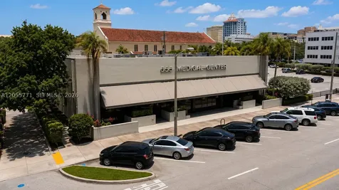555 Biltmore Way Coral Gables FL 33134