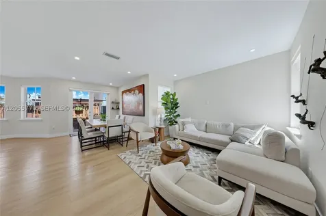 4850 NW 108th Place Doral FL 33178