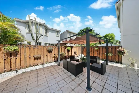 4850 NW 108th Place Doral FL 33178
