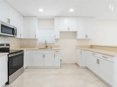 3228 NW 11th Avenue Miami FL 33127