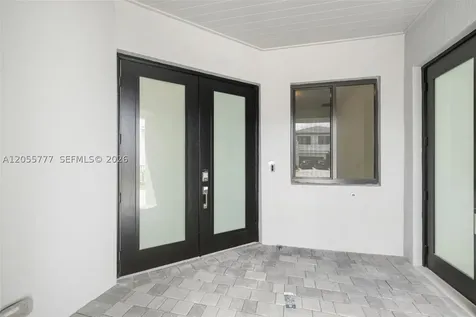 19670 NE 14th Court Miami FL 33179