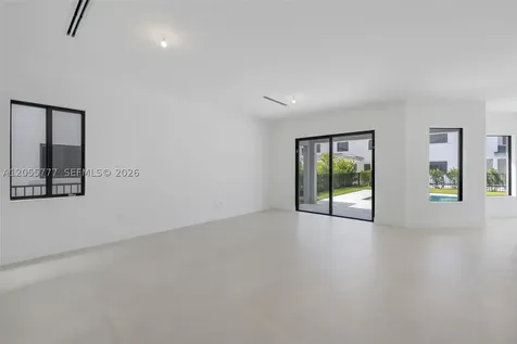 19670 NE 14th Court Miami FL 33179