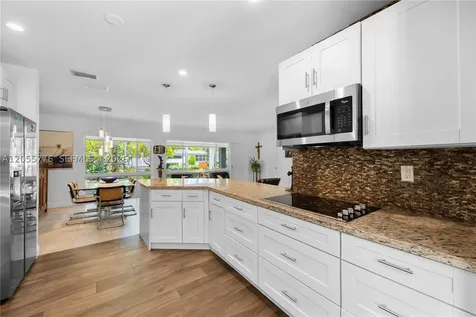12900 SW 82nd Place Pinecrest FL 33156