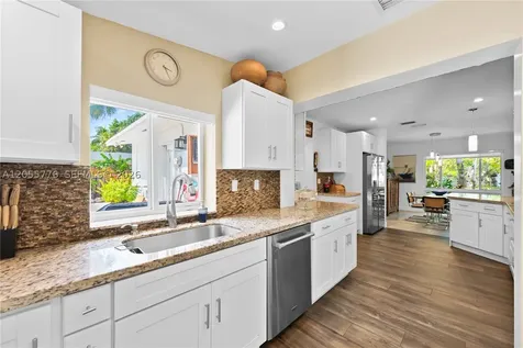 12900 SW 82nd Place Pinecrest FL 33156