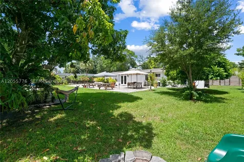 12900 SW 82nd Place Pinecrest FL 33156
