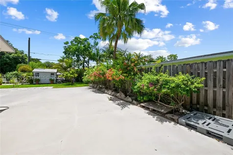 12900 SW 82nd Place Pinecrest FL 33156