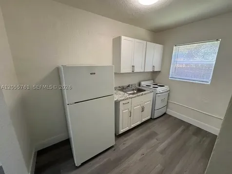 3669 Thomas Avenue Miami FL 33133
