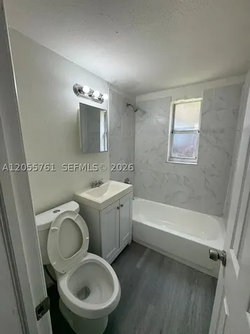 3669 Thomas Avenue Miami FL 33133