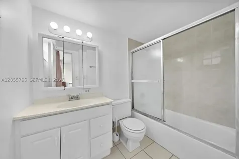 16919 N Bay Road Sunny Isles Beach FL 33160