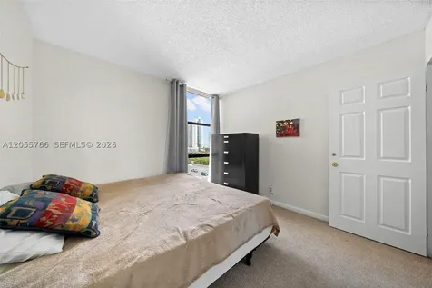 16919 N Bay Road Sunny Isles Beach FL 33160