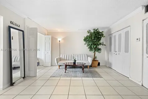 16919 N Bay Road Sunny Isles Beach FL 33160