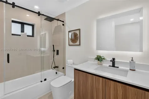1890 NE 211th Terrace Miami FL 33179