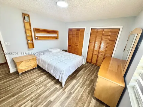 18701 Wentworth Drive Hialeah FL 33015